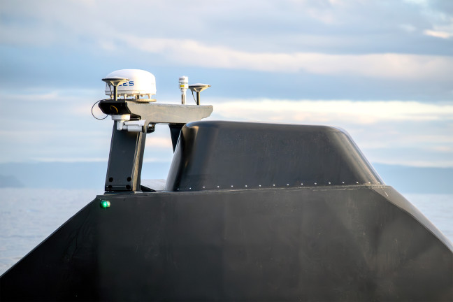 Mariner X USV close-up to the antennas and radome.